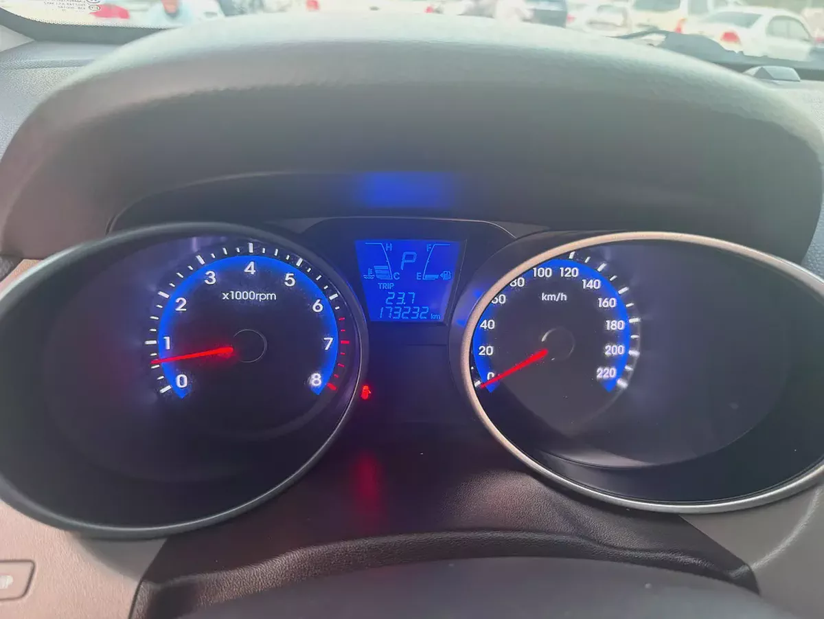 2014 Hyundai Tucson Limited GCC Specs | Full Service History | Well Maintained-14-14