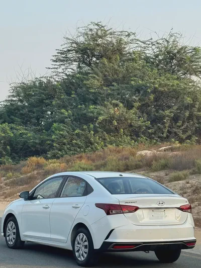 Hyundai Accent 2021 GL GCC Specs-9