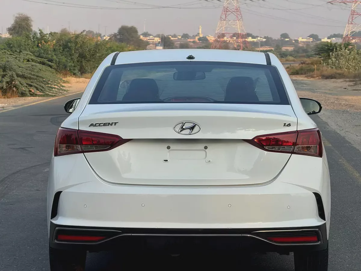 Hyundai Accent 2021 GL GCC Specs-5-5