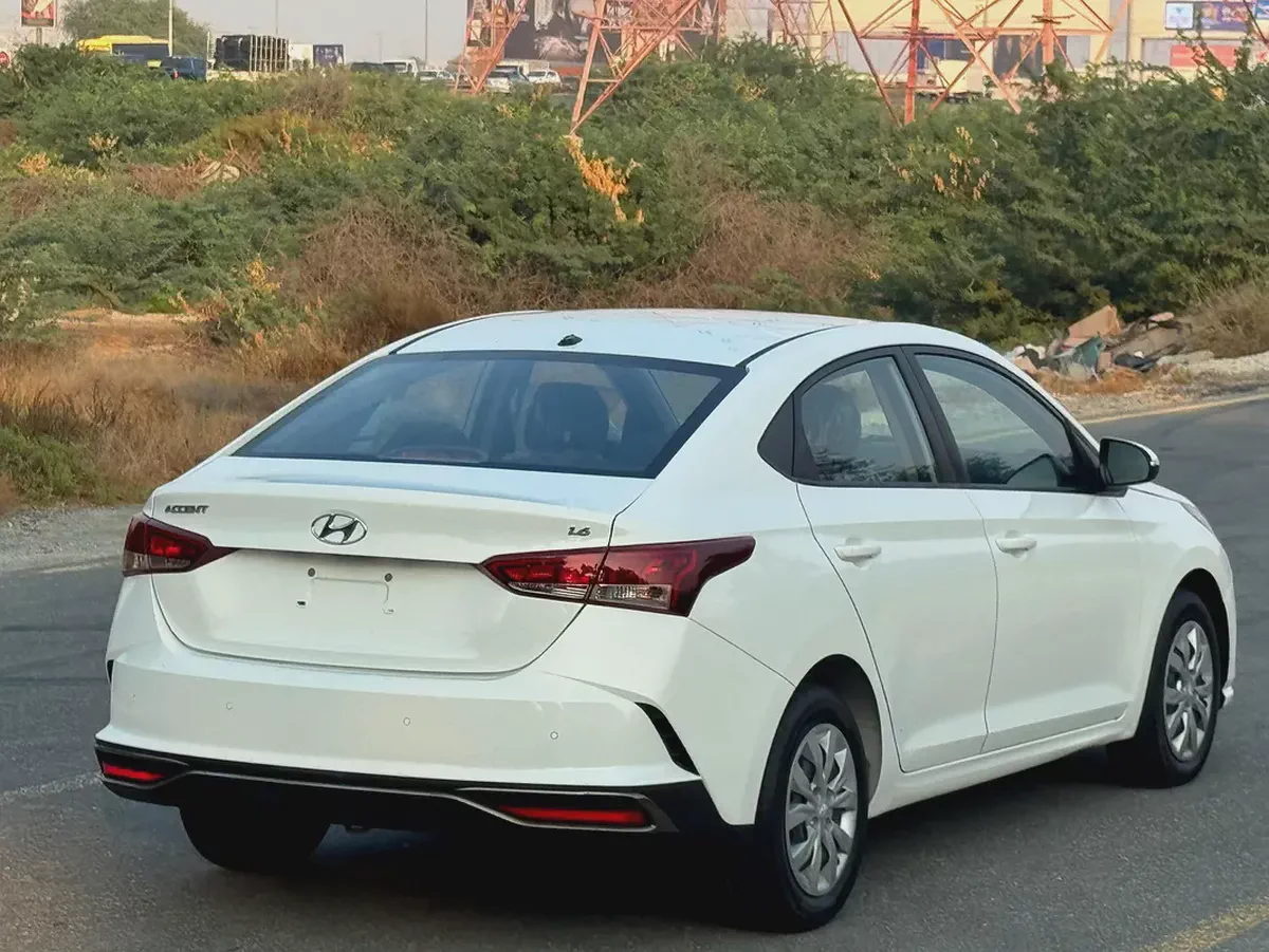 Hyundai Accent 2021 GL GCC Specs-6-6