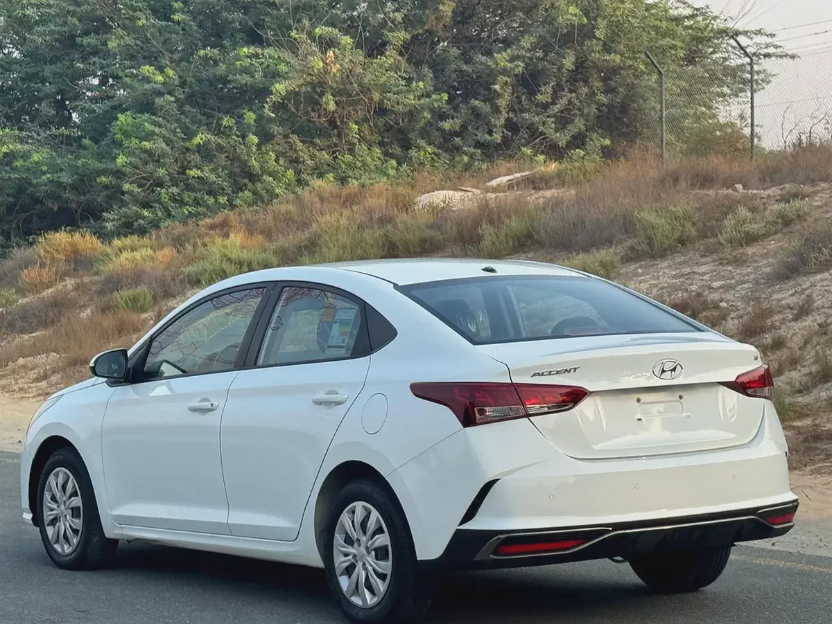 Hyundai Accent 2021 GL GCC Specs-7-7