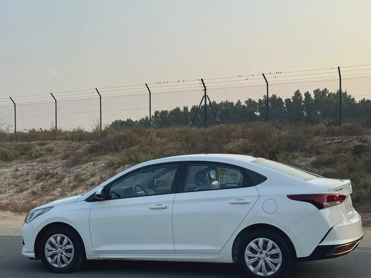 Hyundai Accent 2021 GL GCC Specs-8-8