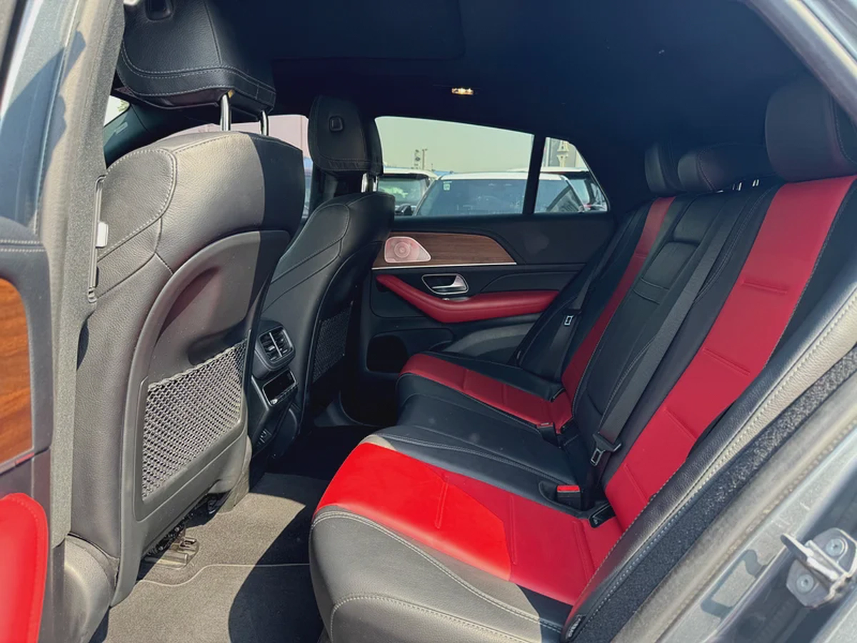 2021. GLE450.-9-9