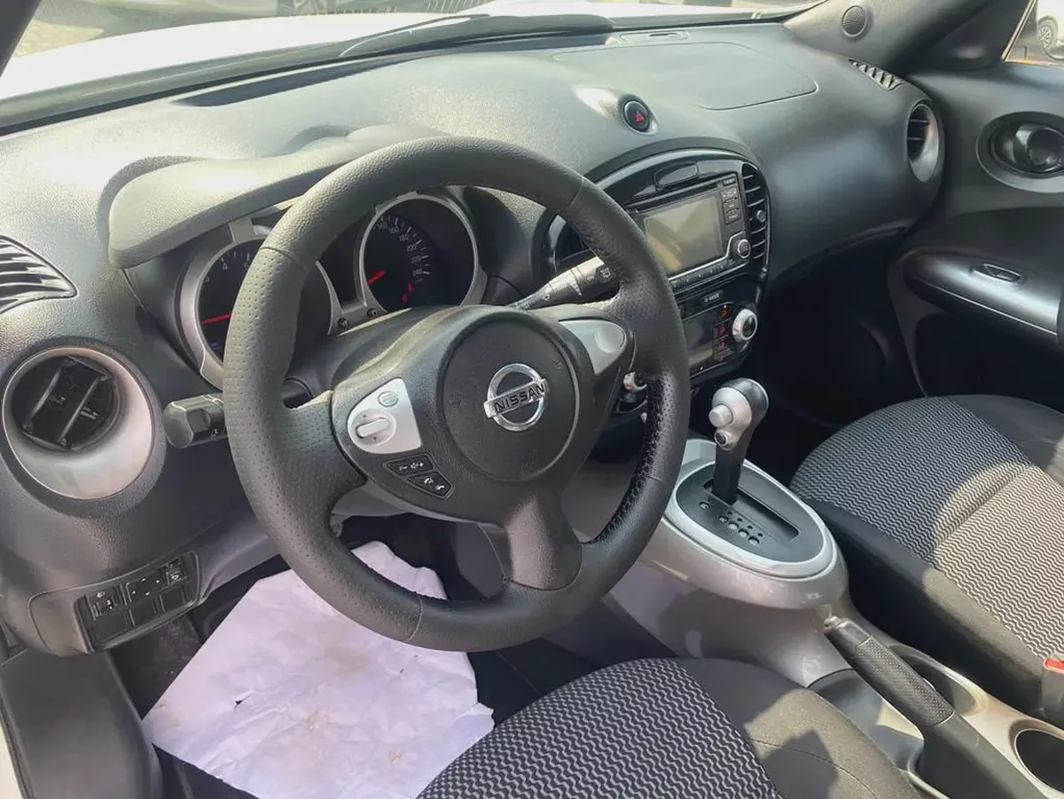 Nissan juke 2015 white color GCC calen car-9-9