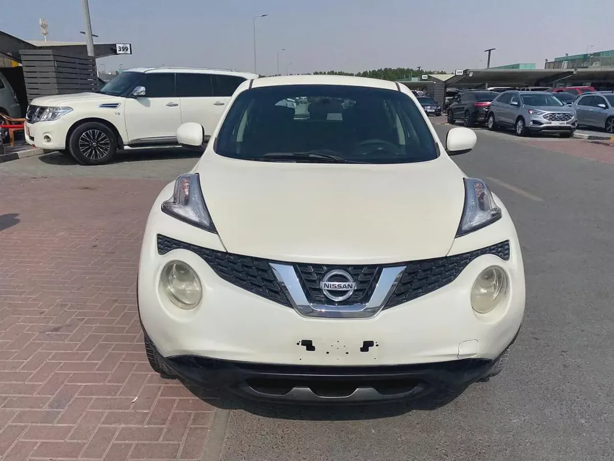 Nissan juke 2015 white color GCC calen car-2-2