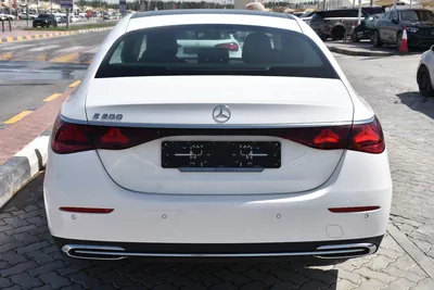 MERCEDES BENZ E200 2025 | WHITE-11