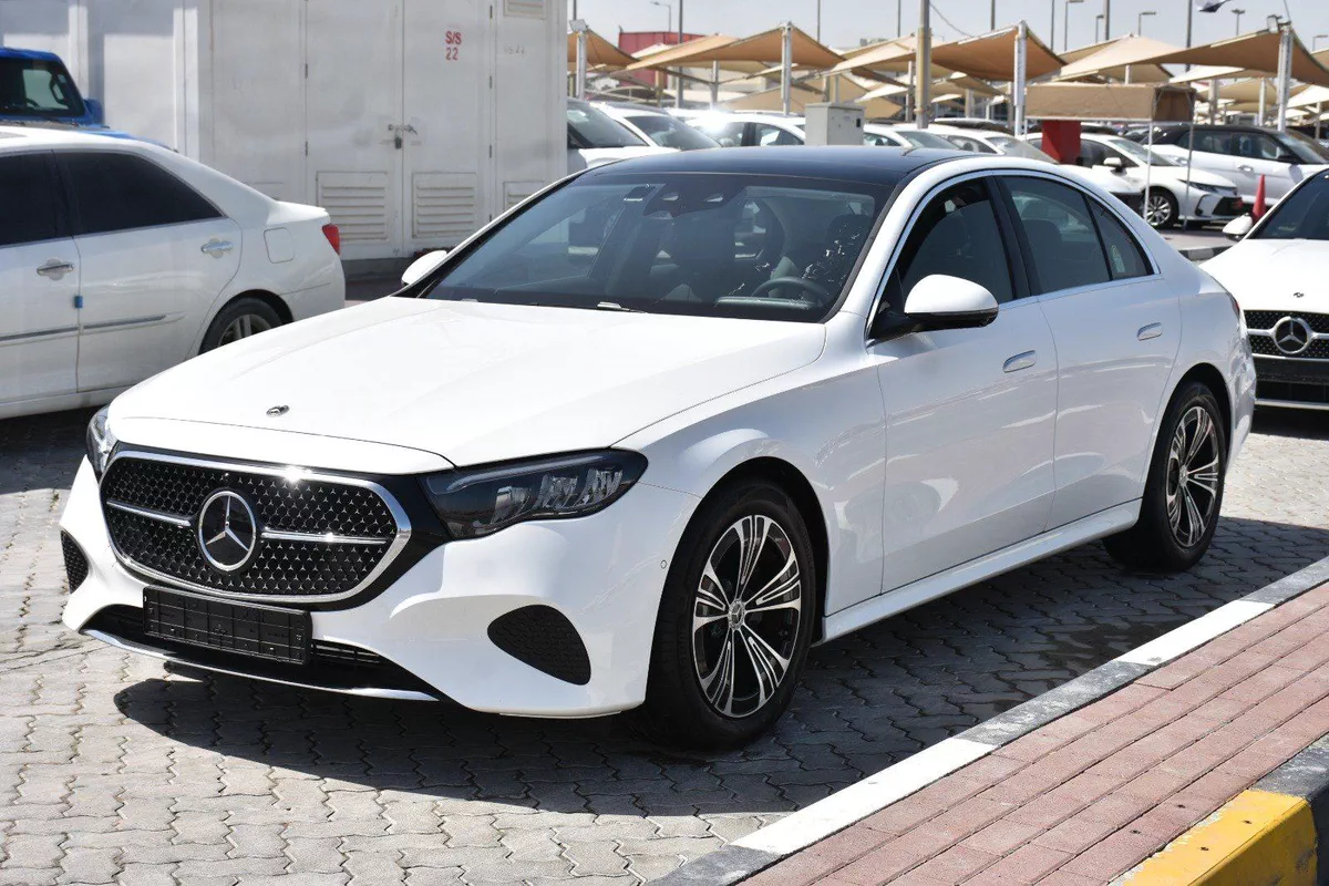 MERCEDES BENZ E200 2025 | WHITE