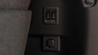 Toyota Prado Toyota Prado Premium 2.4L petrol MY 2025-7