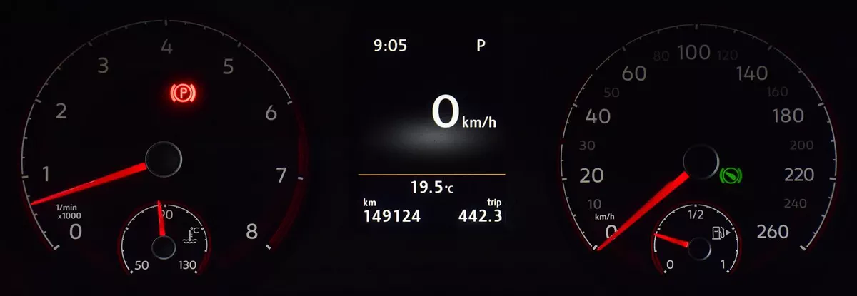 Volkswagen Passat ( 2020 Model ) in Blac...-12-12
