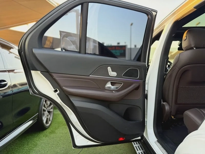 Mercedes GLE 450 AMG Full Option Gcc Free paint-16