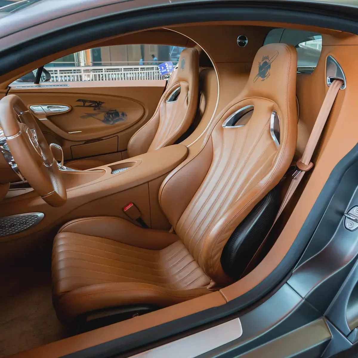 2021  BUGATTI CHRION LES LEGANDS DU CIEL ( 1 OF 20 ) DONE 6000KM ( 4 YEARS WARRANTY+ SERVICE )-9-9
