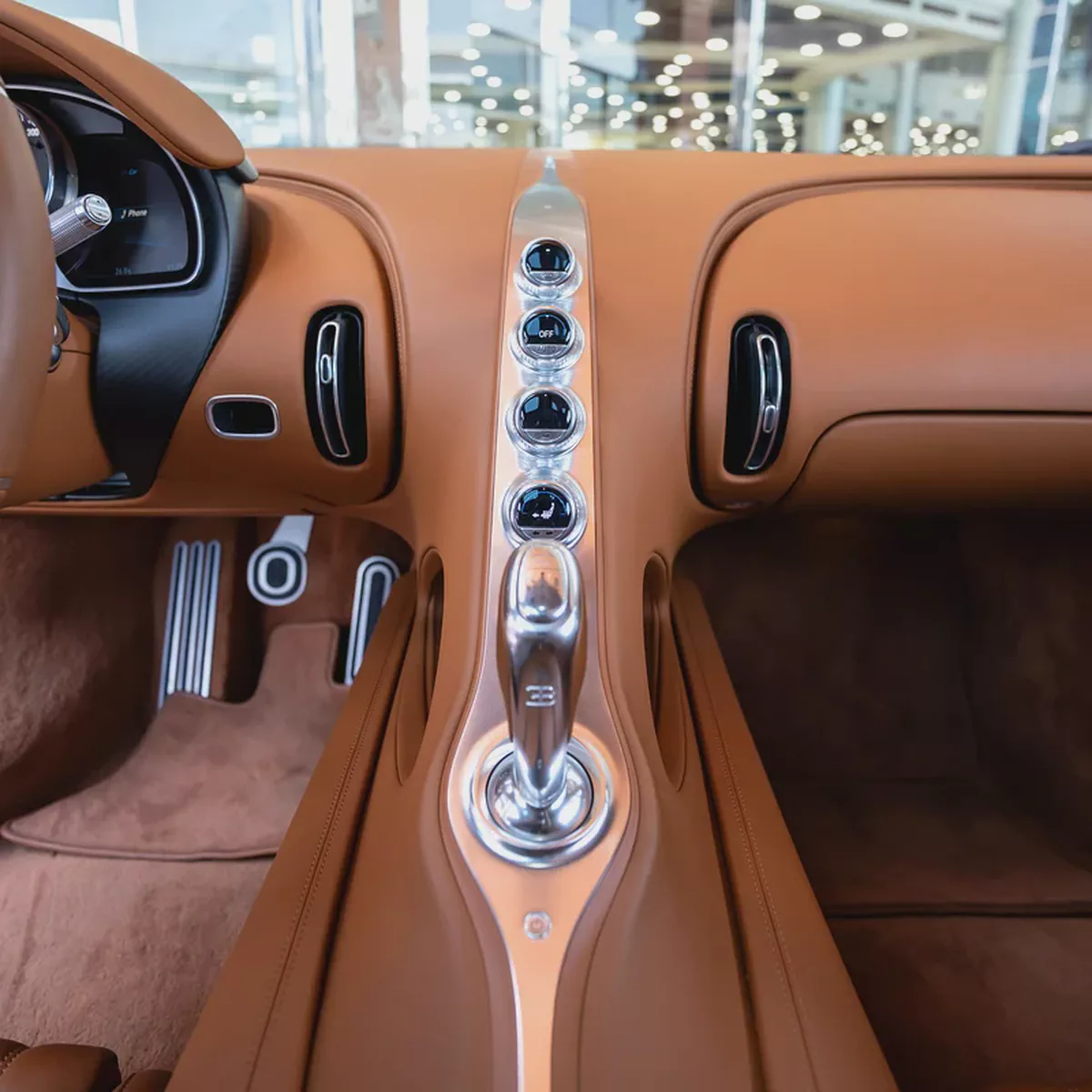 2021  BUGATTI CHRION LES LEGANDS DU CIEL ( 1 OF 20 ) DONE 6000KM ( 4 YEARS WARRANTY+ SERVICE )-14-14