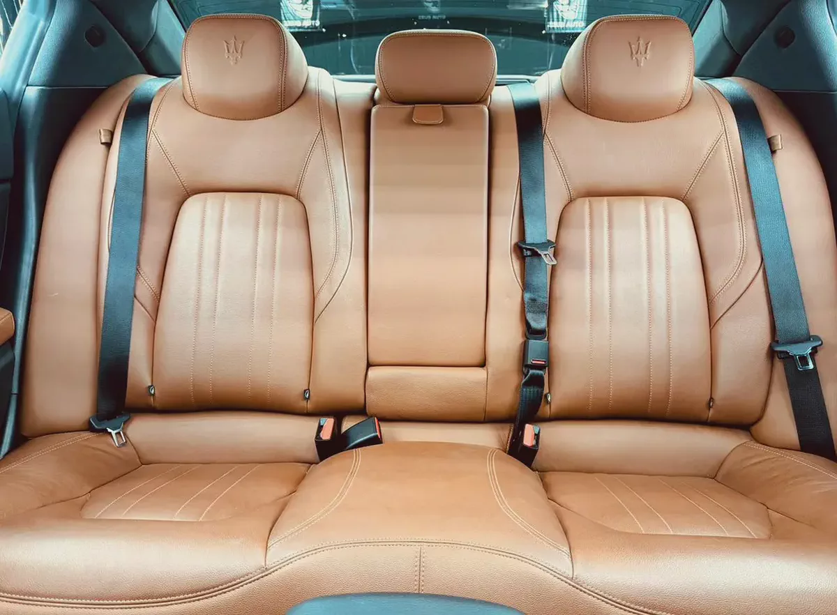 Maserati Ghibli GT Hybrid 2021 | GCC | Original paint | Well maintained-16-16