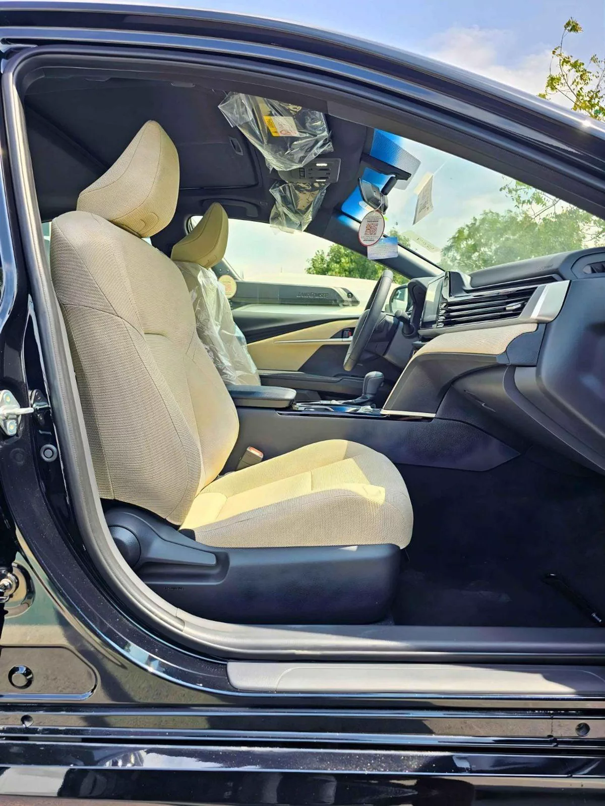 Toyota Camry E PLUS HEV E-PLUS HYBRID / 2.5L V4 PETROL / PUSH START / DVD+CAMERA / SUNROOF / (CODE # CPEA)-8-0