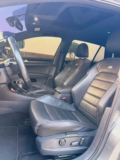 Volkswagen Golf R Special Edition 2019 | GCC Specs | Low Mileage-12
