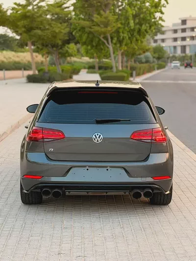 Volkswagen Golf R Special Edition 2019 | GCC Specs | Low Mileage-4