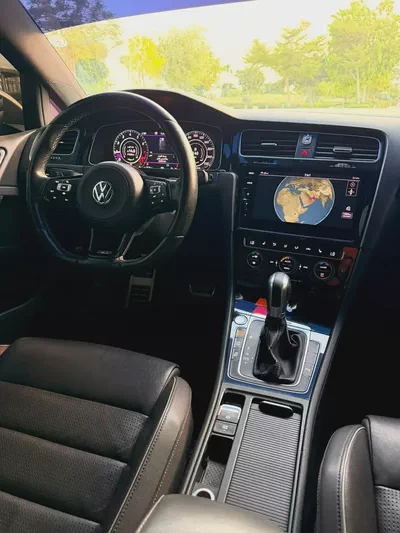 Volkswagen Golf R Special Edition 2019 | GCC Specs | Low Mileage-7