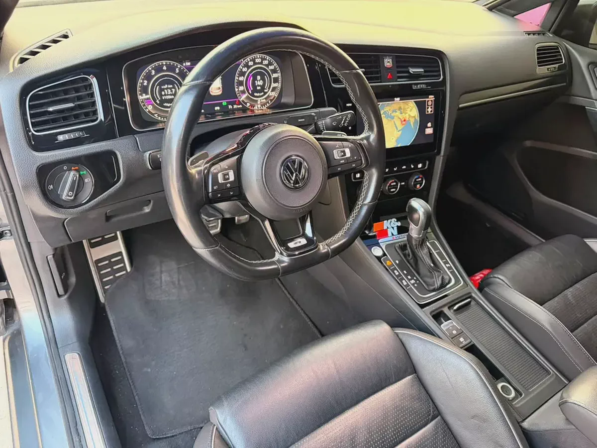 Volkswagen Golf R Special Edition 2019 | GCC Specs | Low Mileage-13-13
