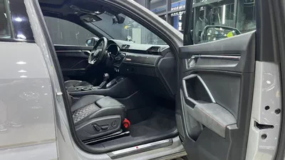 Audi RSQ3 STANDARD-12