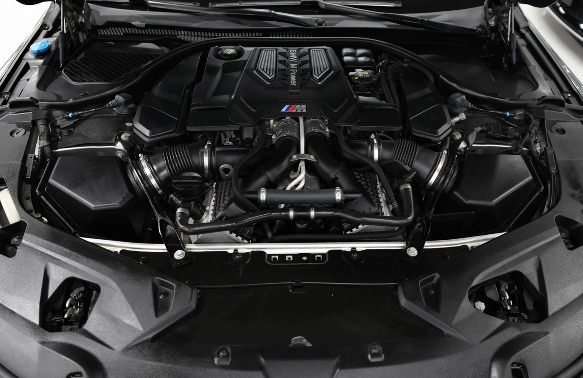 Competition 617 Hp | Accident Free | Under Warranty Till 2026 | Free Insurance-13-13