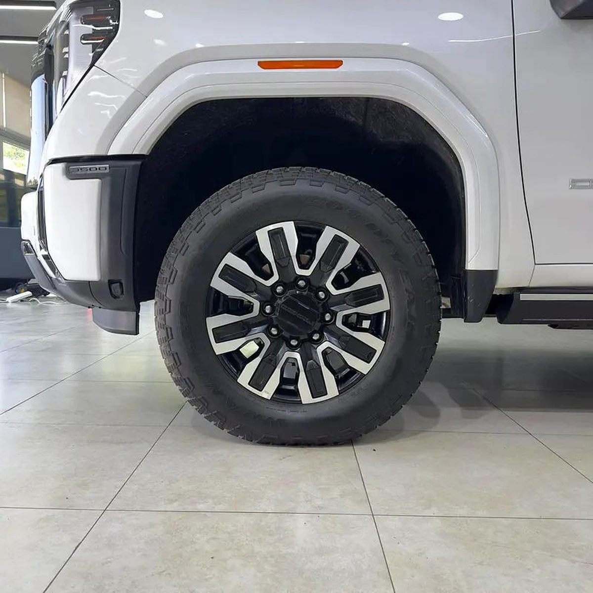 GMC Sierra 3500 HD Denali-12-12