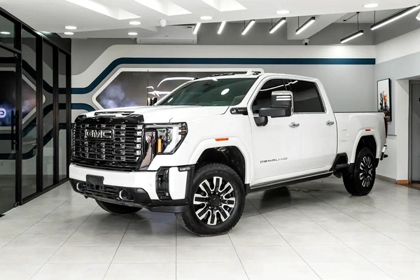 GMC Sierra 3500 HD Denali