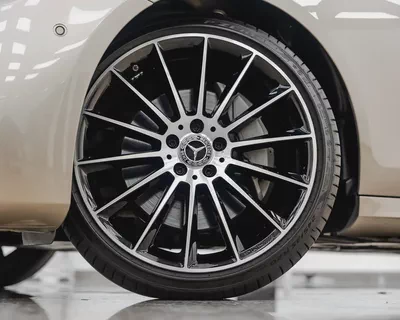 MERCEDES E300 AMG KIT - 2023 - GCC - GARGASH WARRANTY AND SERVICE CONTRACT TILL 5/2028-19
