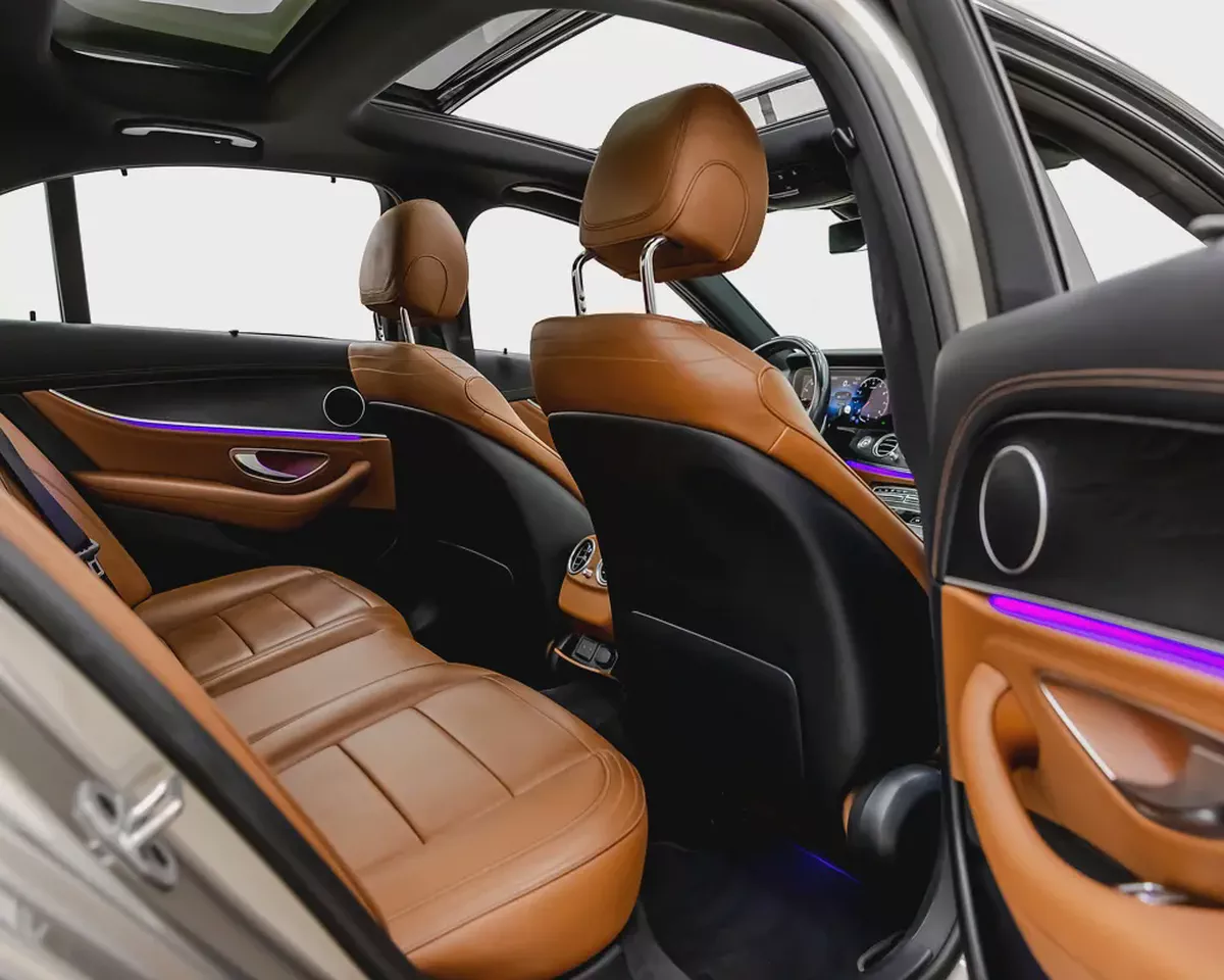 MERCEDES E300 AMG KIT - 2023 - GCC - GARGASH WARRANTY AND SERVICE CONTRACT TILL 5/2028-18-18