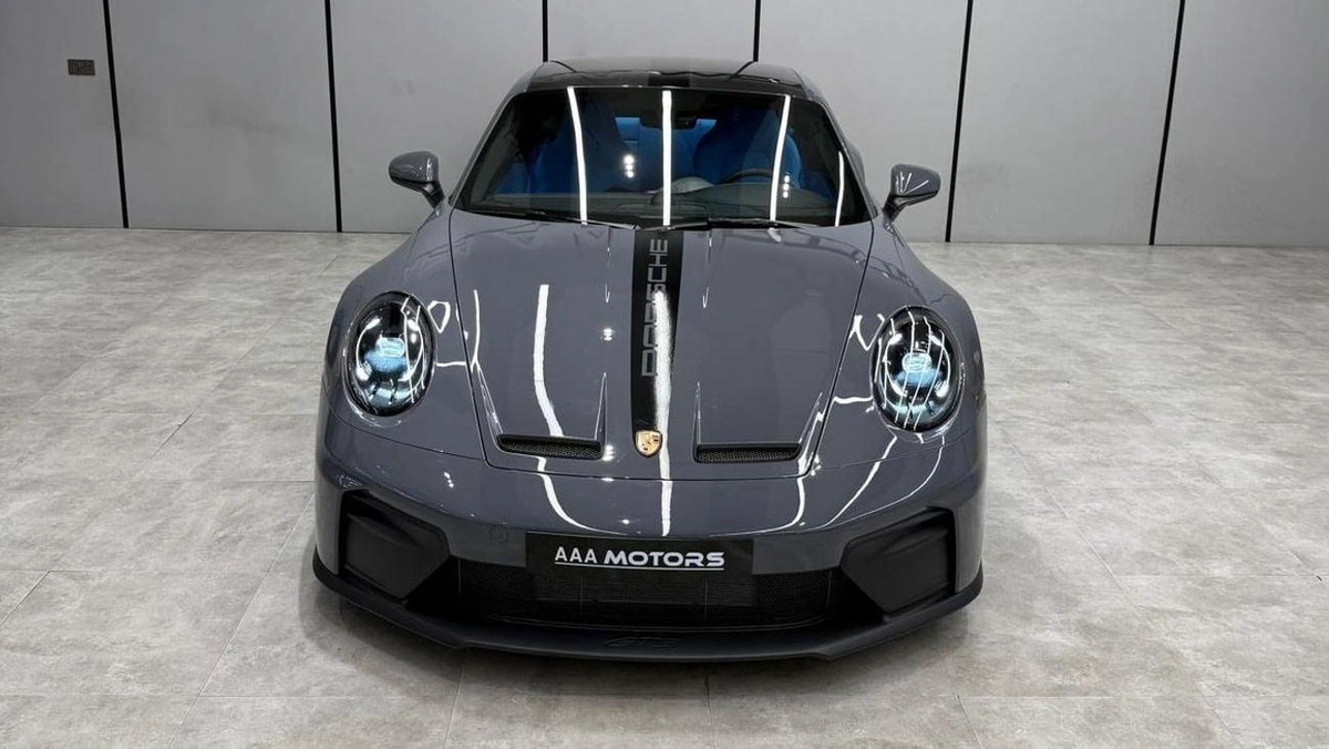 Porsche 911 GT3 Touring-5-5