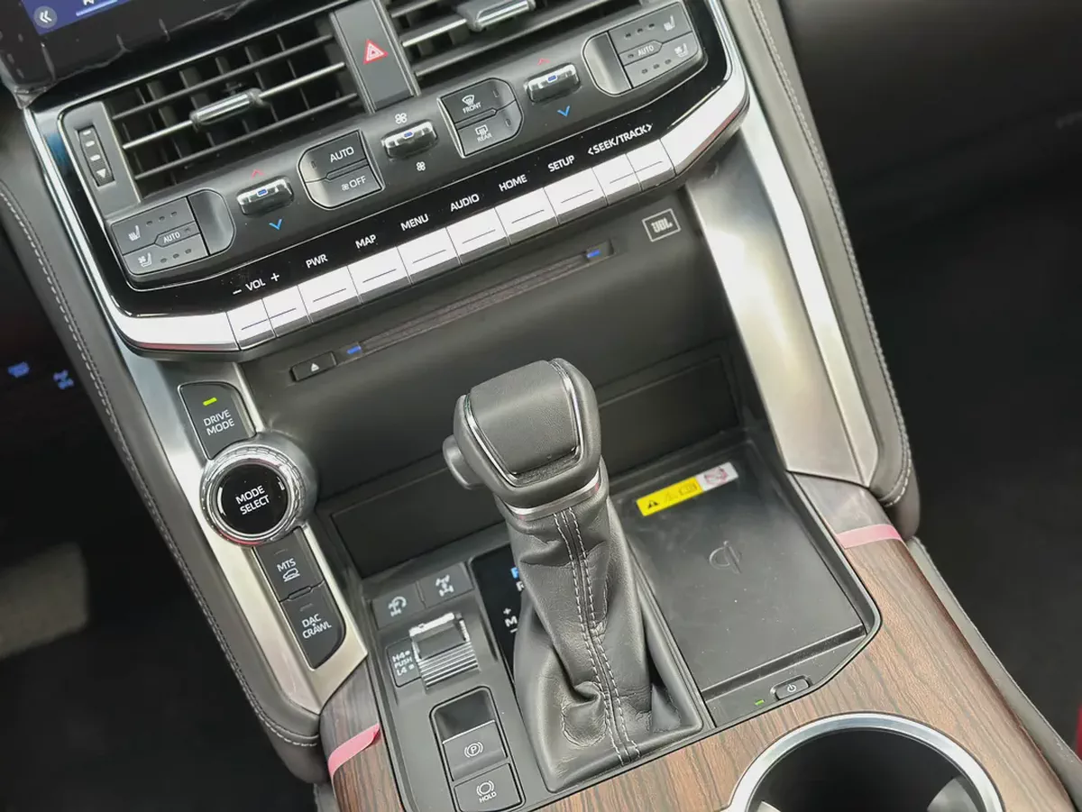 Land Cruiser 3.5 VXR 2026 | Full Option | Only For Export-18-18
