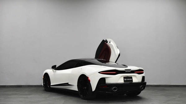 McLaren GT | Low KMs