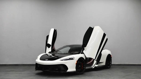 McLaren GT | Low KMs