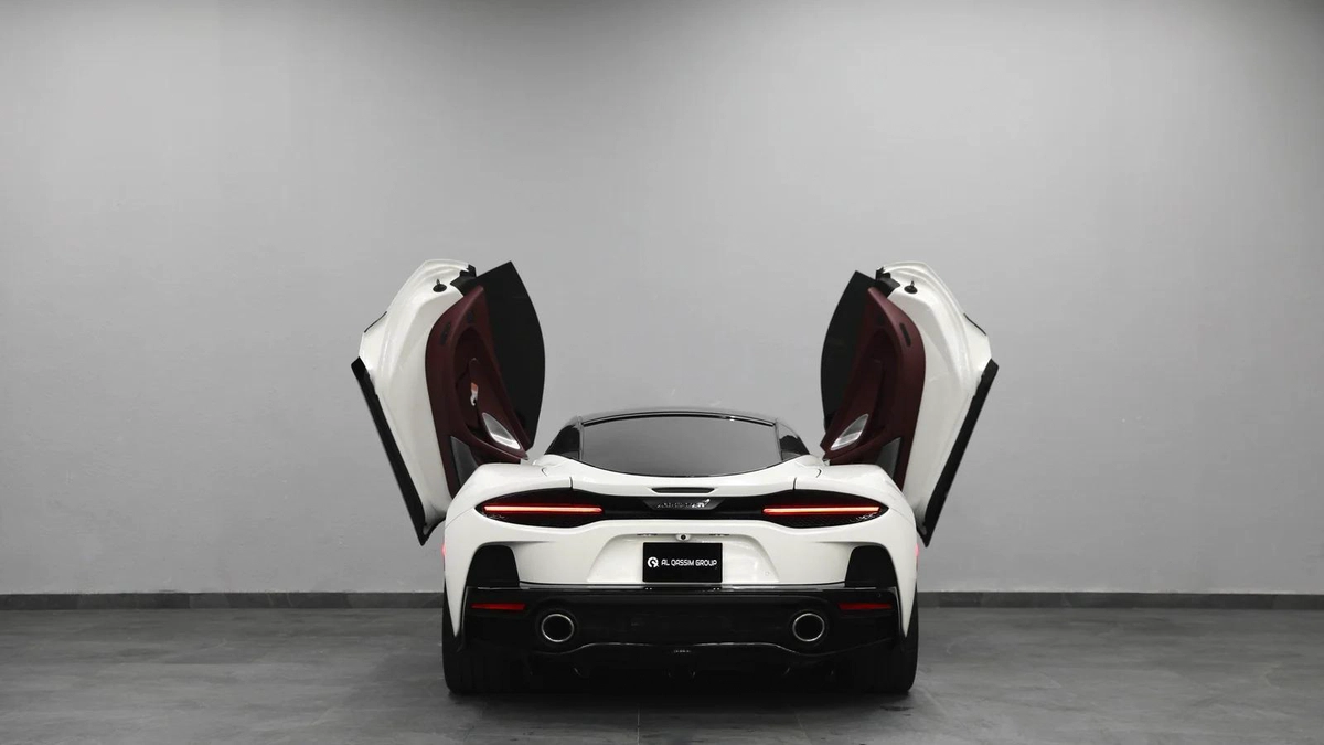 McLaren GT | Low KMs-8-8