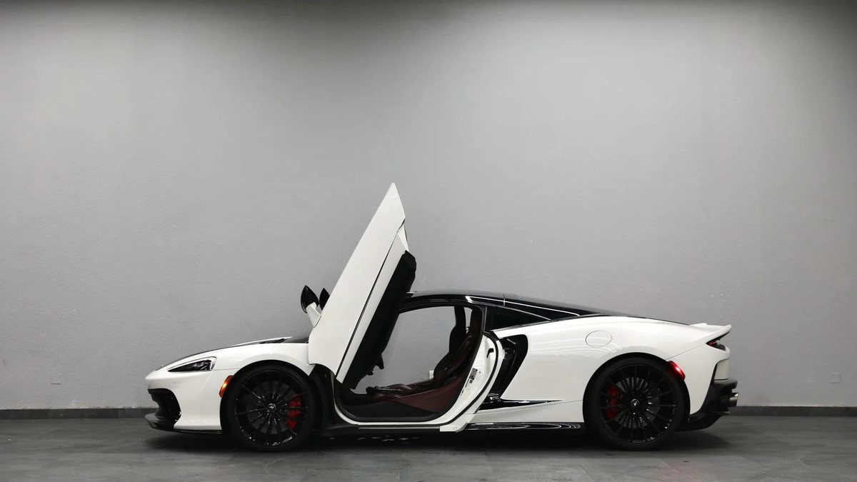 McLaren GT | Low KMs-11-11