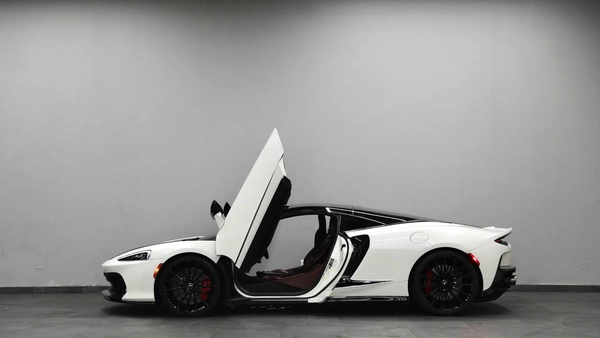 McLaren GT | Low KMs