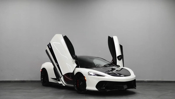 McLaren GT | Low KMs