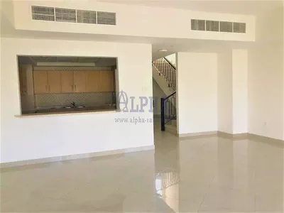 Unfurnished 3BR+Maid's room - Lovely views-3