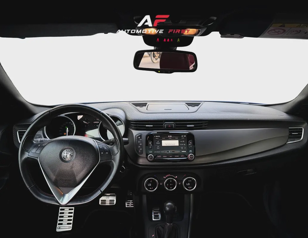 2019 Alfa Romeo Giulietta Veloce | GCC Specs