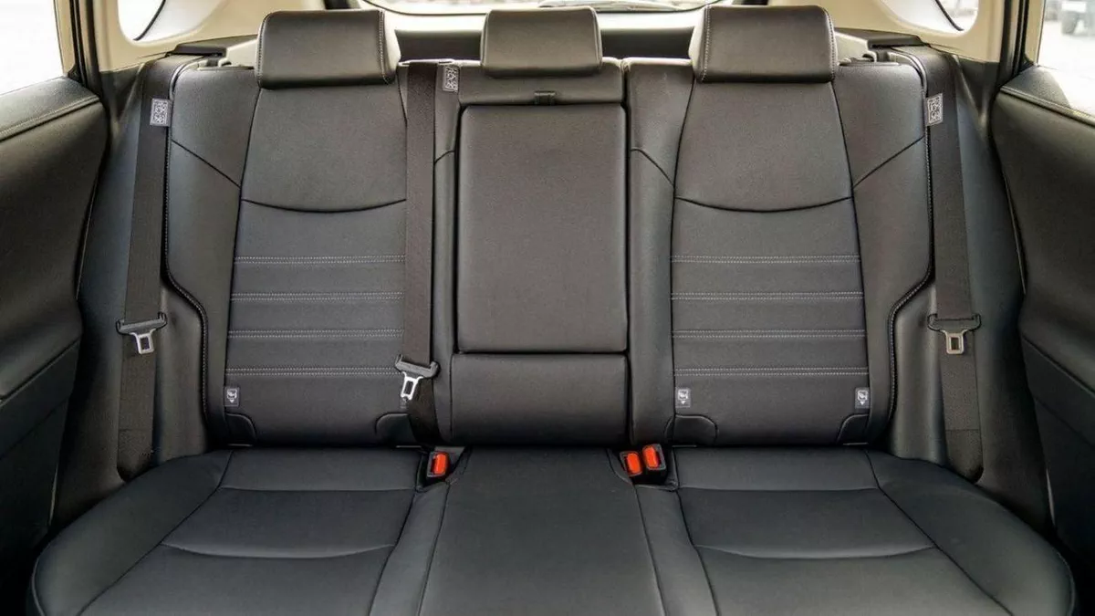 Toyota RAV4 XLE LIMITED 2.0P AT 4X2 MY2024-17-0