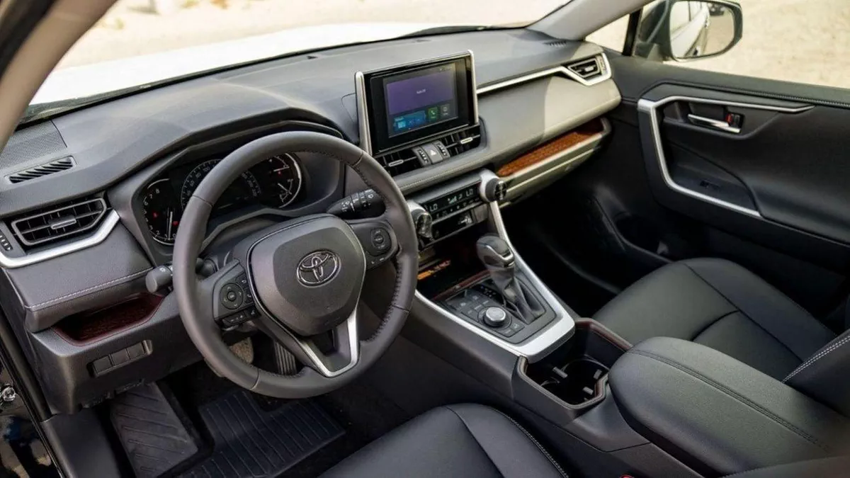 Toyota RAV4 XLE LIMITED 2.0P AT 4X2 MY2024-6-0
