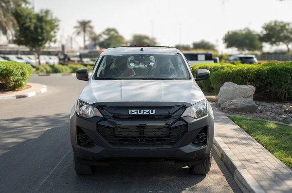 ISUZU DMAX RG CREW 1.9L PICKUP 4x4 MANUAL 2026 WHITE DIESEL