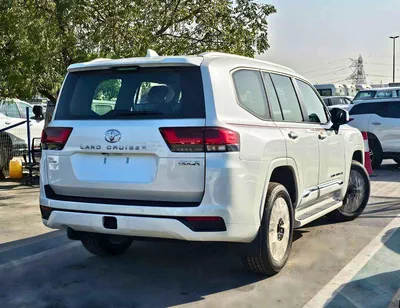 Toyota Land Cruiser GXR TWIN TURBO || 3.5L V6 PETROL | RADAR | REAR ENTERTAINMENT DVD | JBL SPEAKERS (CODE # GXR3HH)-4