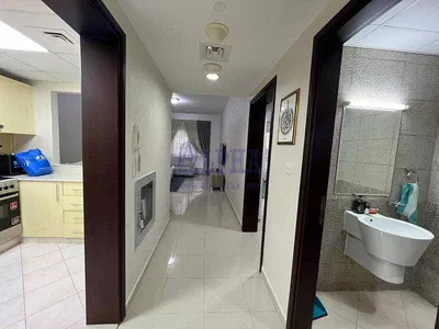 Partial Seaview|Fully Furnished| Great Investment-5
