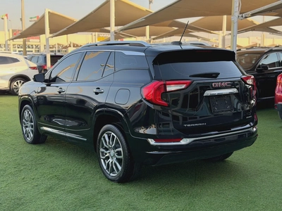 GMC Terrain Denali -2023 -GCC -FREE ACCIDENT—LOW MILAGE—EXCELLENT CONDITION-5