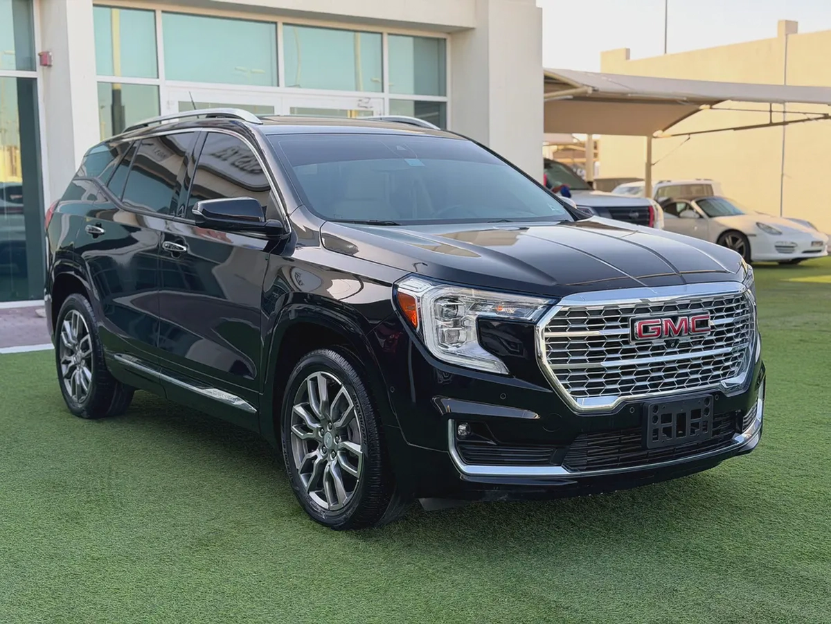 GMC Terrain Denali -2023 -GCC -FREE ACCIDENT—LOW MILAGE—EXCELLENT CONDITION