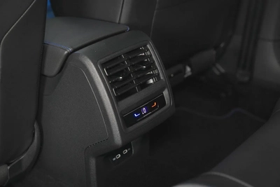 2022 - Volkswagen Golf R - Low mileage | With warranty for 129,000.00 AED-19