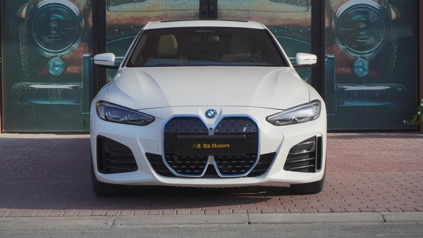 2024 BMW i4 eDrive 35 | Full Electric | GCC Specs | Very Low Mileage