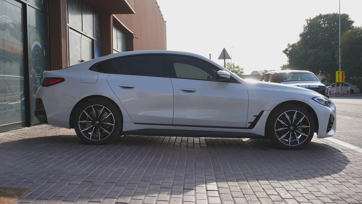 2024 BMW i4 eDrive 35 | Full Electric | GCC Specs | Very Low Mileage-5-5