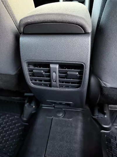 Toyota Corolla Cross LE-12