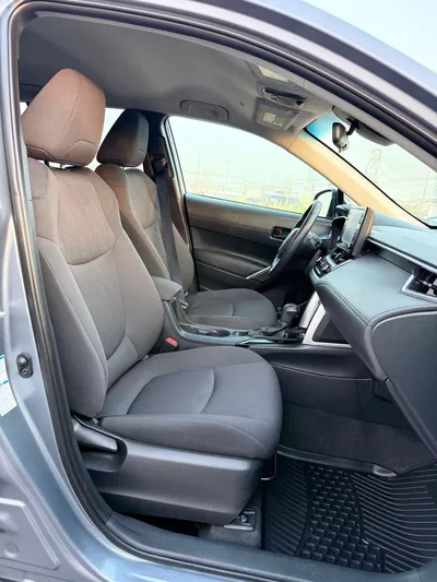 Toyota Corolla Cross LE-15